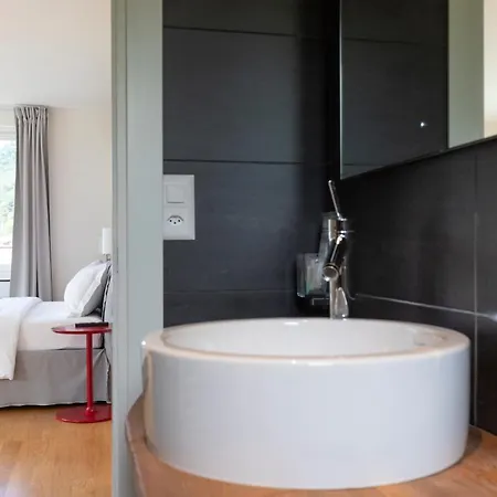 Lac Hotel Hotell 3*