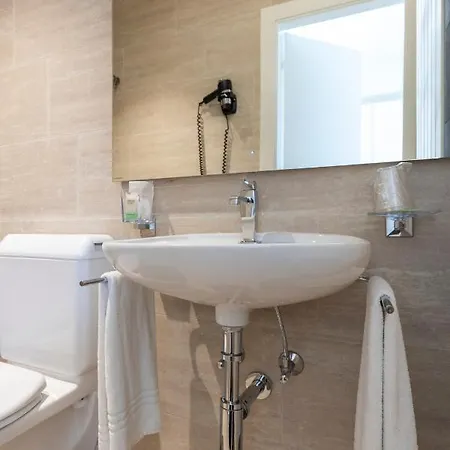 Hotell Lac Hotel